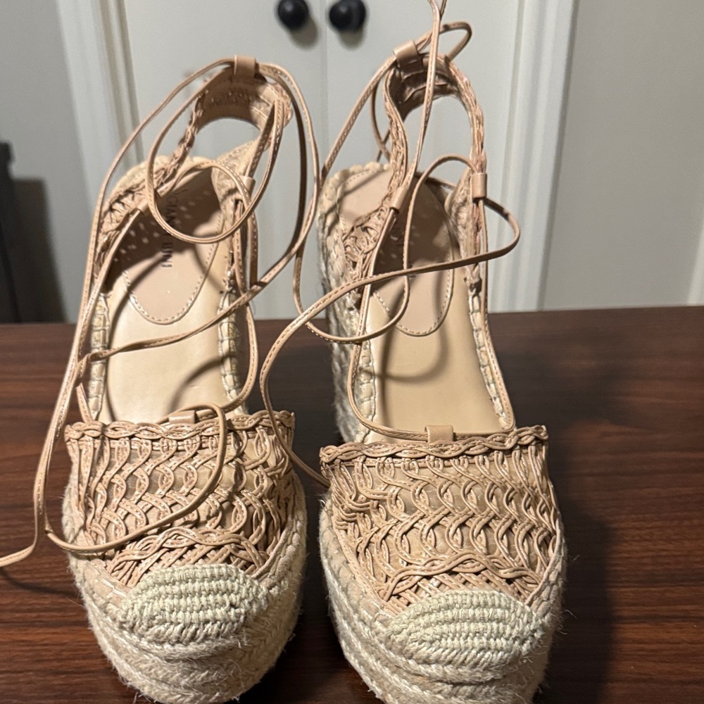 Giani Bernini Lace-Up Tan Espadrilles